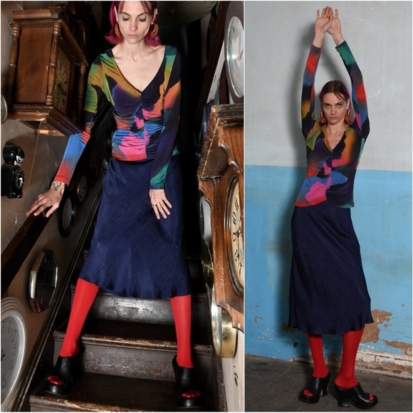 UNTITLED IN MOTION 90s Abstract Print Ruched V-Neck Long Sleeve Slim Fit Top S - Picture 8 of 14